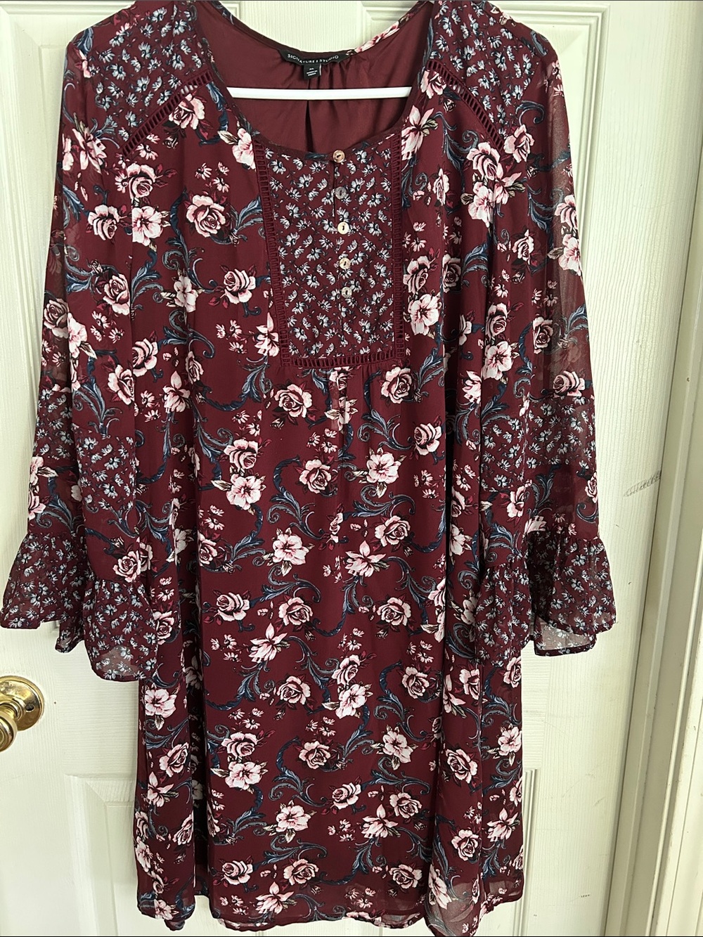 Signature Studio Maroon Floral Long-Sleeve Dress